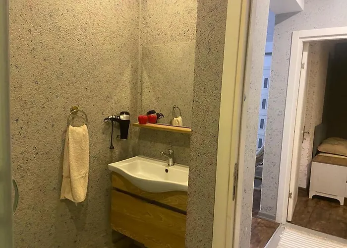 Deniz Manzarali Full Esyali Lejlighed